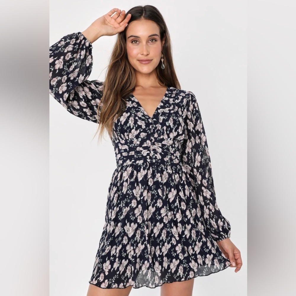 Lulus Devoted Romance Backless Long Sleeve Dress - Pockets! NWT